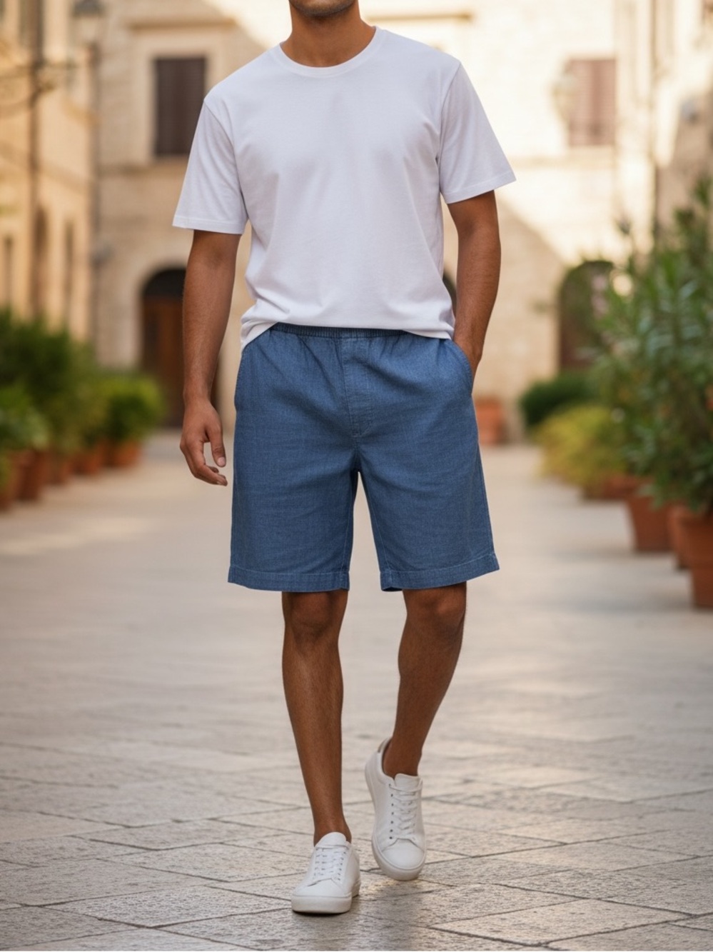 Uniqlo Stretch Shorts Men’s Size M Blue Cotton Stretch Pockets Short NWT